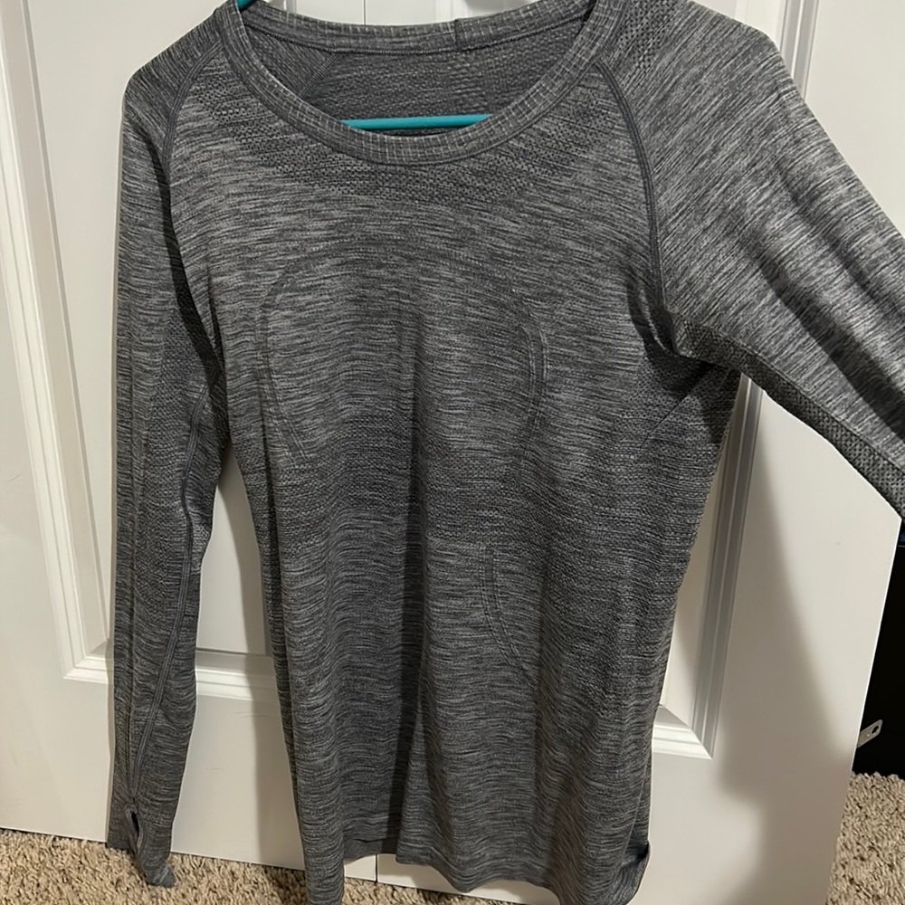 Lululemon grey long sleeve.